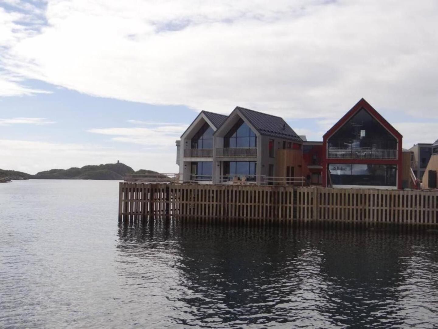Rorbuleilighet 1J Henningsvær Exterior foto
